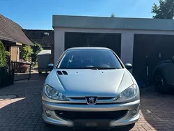 Silber Gebraucht 2003 Peugeot 206 Kleinwagen | 1.850 € (Etwas zu teuer)