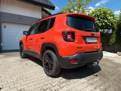 Orange Gebraucht 2017 Jeep Renegade SUV | 16.499 € (Etwas zu teuer)