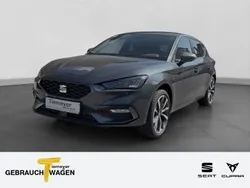 Grau Neu 2025 Seat Leon FR Limousine | 34.980 € (Teuer)