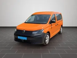 Orange Gebraucht 2021 VW Caddy Maxi Basis Van / Kleinbus | 16.900 € (Superpreis)