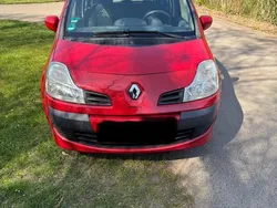 Rot Gebraucht 2012 Renault Modus Van / Kleinbus | 3.490 € (Fairer Preis)