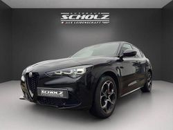 Nero vulcano, metallic Gebraucht 2023 Alfa Romeo Stelvio Veloce SUV | 52.900 €