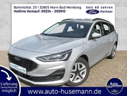 Polarsilber metallic Gebraucht 2022 Ford Focus Limousine | 18.500 € (Fairer Preis)