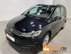 Schwarz Gebraucht 2023 VW Touran Comfortline Van / Kleinbus | 28.950 € (Guter Preis)
