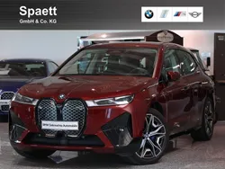 Aventurinrot Gebraucht 2022 BMW iX Sport Line SUV | 45.800 € (Fairer Preis)