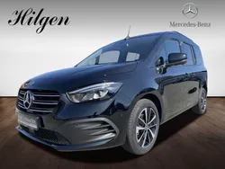 Schwarz Gebraucht 2025 Mercedes T180 Progressive Van / Kleinbus | 36.850 €