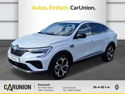 Kyanitweiß metallic Gebraucht 2024 Renault Arkana Techno SUV | 27.990 € (Etwas zu teuer)