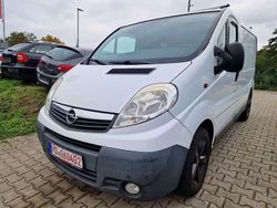 Casablancaweiss Gebraucht 2009 Opel Vivaro Van | 3.300 €