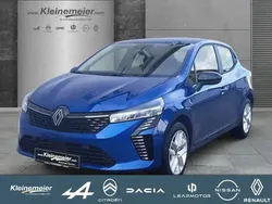 Blau Neu 2025 Renault Clio V Evolution Limousine | 21.698 € (Etwas zu teuer)