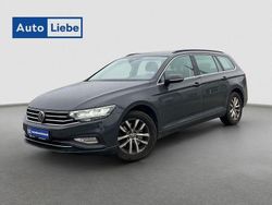 Grau Gebraucht 2021 VW Passat Business Kombi | 19.490 € (Fairer Preis)