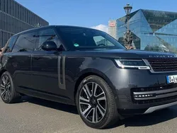 Grau Gebraucht 2024 Land Rover Range Rover HSE SUV | 154.900 € (Fairer Preis)
