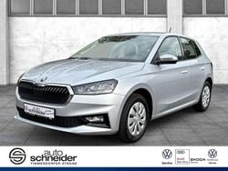 Silber Gebraucht 2024 Skoda Fabia Essence Kleinwagen | 15.790 € (Guter Preis)