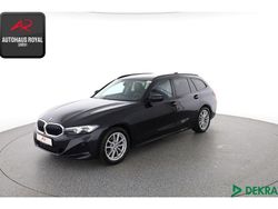 Schwarz (metallic) Gebraucht 2022 BMW 320 Shadowline Kombi | 29.680 € (Guter Preis)