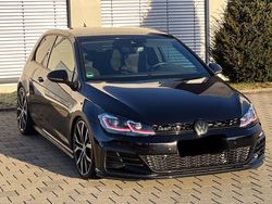 Schwarz Gebraucht 2018 VW Golf VII GTI Limousine | 22.990 € (Fairer Preis)