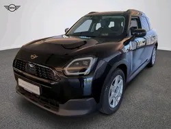 Schwarz Gebraucht 2024 Mini Countryman Classic SUV | 38.443 €