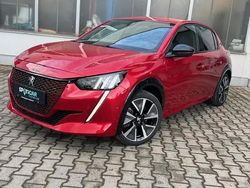 Rot Gebraucht 2021 Peugeot e-208 GT Kleinwagen | 16.980 € (Fairer Preis)