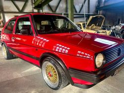 Rot Gebraucht 1989 VW Golf II GTI Kleinwagen | 31.900 €