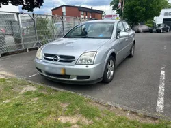Grau Gebraucht 2003 Opel Vectra Limousine | 1.993 € (Fairer Preis)