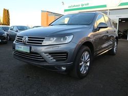 Grau Gebraucht 2015 VW Touareg Terrain Tech SUV | 25.990 € (Etwas zu teuer)