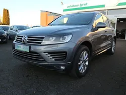 Grau Gebraucht 2015 VW Touareg Terrain Tech SUV | 26.990 € (Fairer Preis)