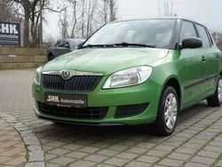 Grün Gebraucht 2013 Skoda Fabia Cool Edition Limousine | 4.499 € (Fairer Preis)