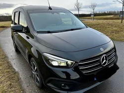 Schwarz Gebraucht 2022 Mercedes 180 Limousine | 25.199 € (Guter Preis)