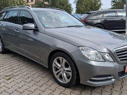 Silber Gebraucht 2012 Mercedes E220 Avantgarde Kombi | 9.490 € (Guter Preis)