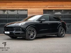 Tiefschwarz metallic Gebraucht 2022 Porsche Cayenne Platinum Edition SUV | 77.950 € (Teuer)