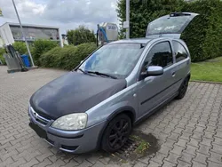 Silber Gebraucht 2006 Opel Corsa Kleinwagen | 2.300 € (Fairer Preis)