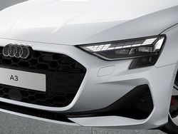 Weiß Gebraucht 2024 Audi A3 Kleinwagen | 44.449 €