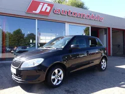 Schwarz Gebraucht 2011 Skoda Fabia Style Limousine | 7.980 € (Teuer)
