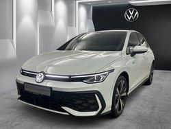 Pure white Gebraucht 2024 VW Golf VIII Business Limousine | 38.990 €