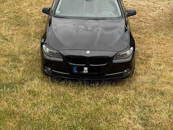 Schwarz Gebraucht 2011 BMW 520 Kombi | 8.600 € (Fairer Preis)