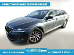 Quarzgrau metallic Gebraucht 2019 Skoda Superb Style Kombi | 17.948 € (Fairer Preis)