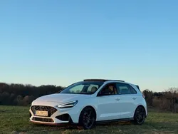Weiß Gebraucht 2022 Hyundai i30 | 31.000 € (Etwas zu teuer)