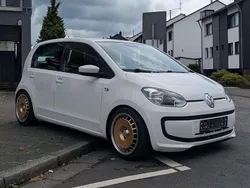 Weiß Gebraucht 2014 VW up! Cup Kleinwagen | 5.500 € (Fairer Preis)