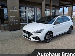 Weiß Neu 2025 Hyundai i30 N Line Limousine | 26.990 € (Guter Preis)