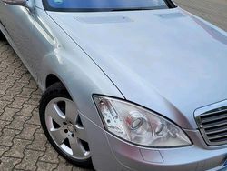 Silber Gebraucht 2009 Mercedes S450 Limousine | 10.900 €