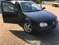 Schwarz Gebraucht 1998 VW Golf IV Limousine | 1.200 € (Guter Preis)