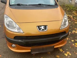 Orange Gebraucht 2006 Peugeot 1007 Kleinwagen | 2.800 € (Guter Preis)