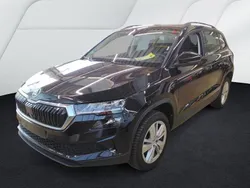 Schwarz Gebraucht 2024 Skoda Karoq Selection SUV | 28.990 € (Guter Preis)