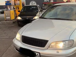 Silber Gebraucht 2000 Opel Omega Limousine | 2.100 € (Guter Preis)