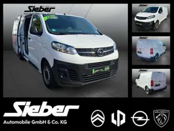 Jade weiss Gebraucht 2021 Opel Vivaro Edition Van | 20.990 € (Fairer Preis)