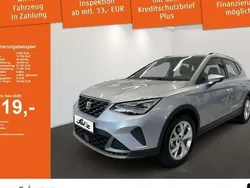 Urban silber Gebraucht 2024 Seat Arona FR SUV | 23.040 € (Fairer Preis)