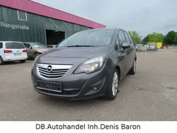 Grau Gebraucht 2011 Opel Meriva Innovation Van / Kleinbus | 3.580 € (Guter Preis)