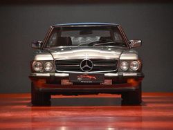 Grau Gebraucht 1987 Mercedes 560 Cabrio | 33.560 €