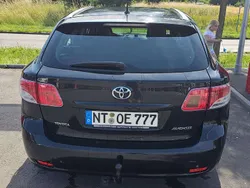 Schwarz Gebraucht 2009 Toyota Avensis Sol Kombi | 4.200 € (Fairer Preis)