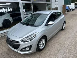 Silber Gebraucht 2015 Hyundai i30 Coupé | 6.999 € (Guter Preis)