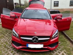Rot Gebraucht 2019 Mercedes CLA200 Shooting Brake Kombi | 19.000 €