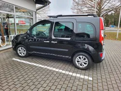 Schwarz Gebraucht 2017 Renault Kangoo Van / Kleinbus | 11.500 €